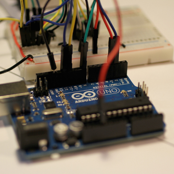 Impresora casera con Arduino y lectores de CDs viejos